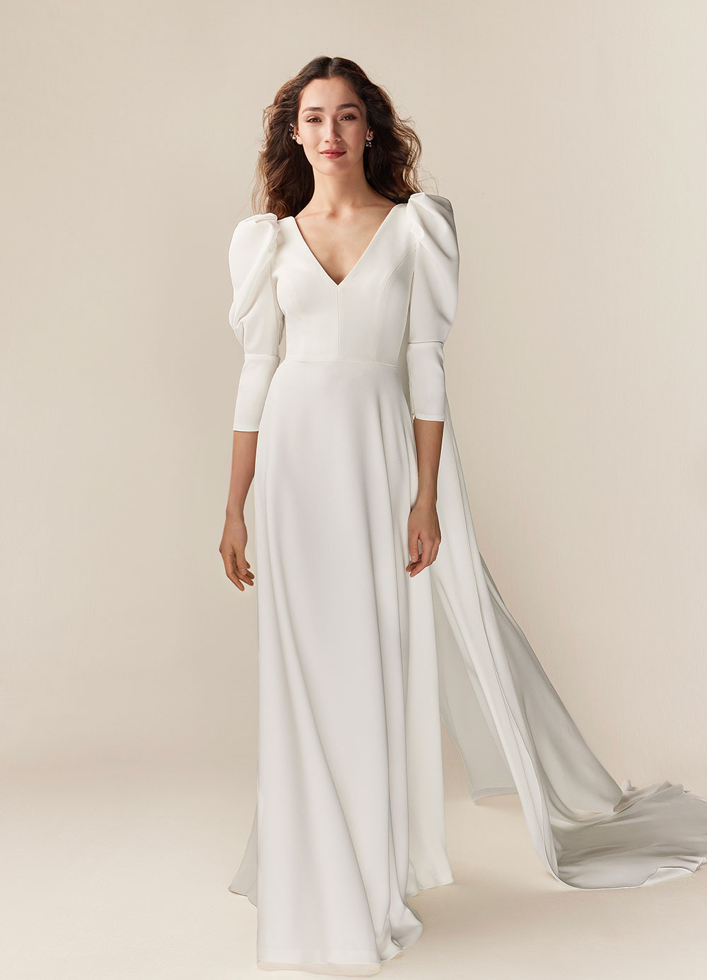 Jesus Peiro 2532 puff sleeve wedding dress with cape