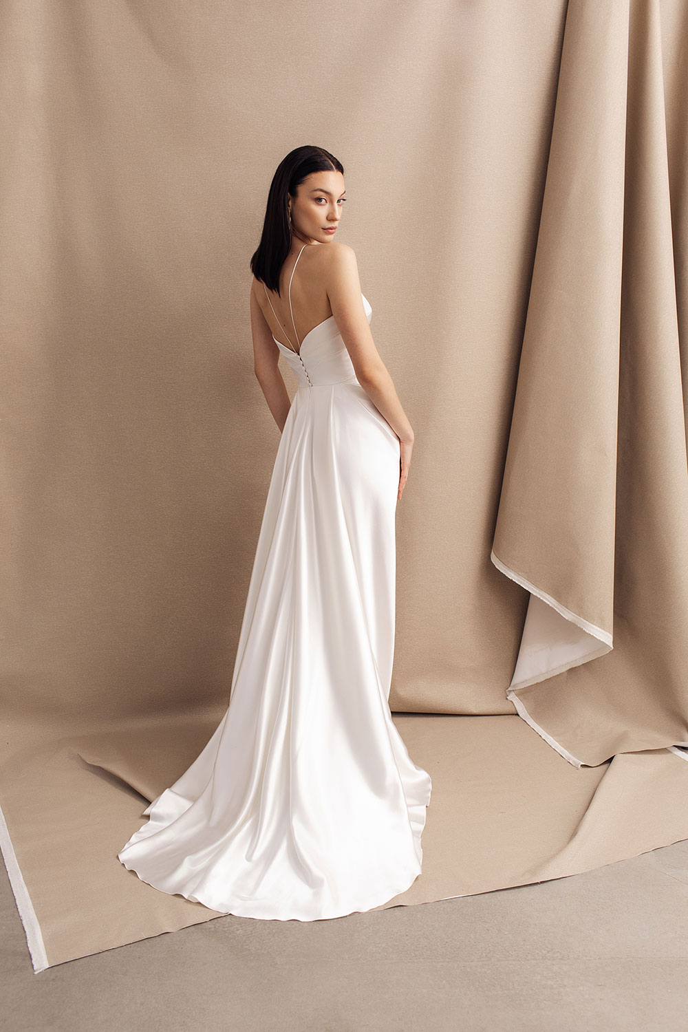 Leya halter wedding dress from Divine Atelier