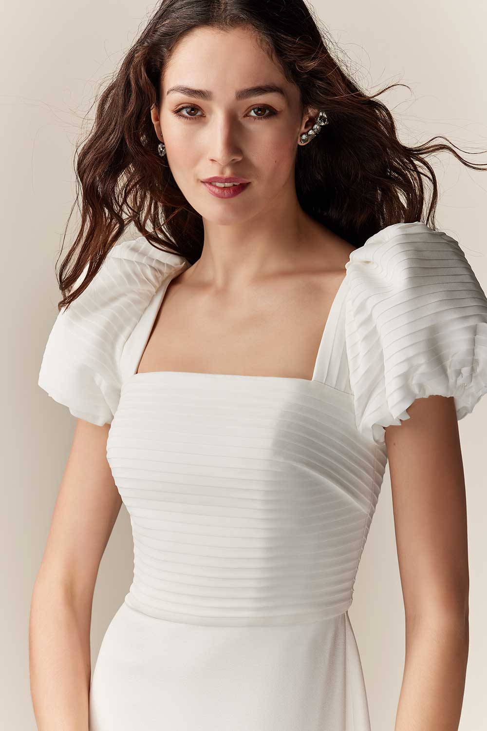 Jesus Peiro 2527 wedding dress with pleats and puff sleeves