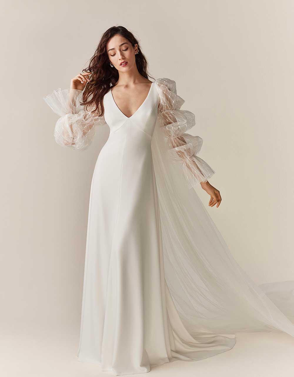 Jesus Peiro 2530 simple wedding dress with puff sleeve opera coat