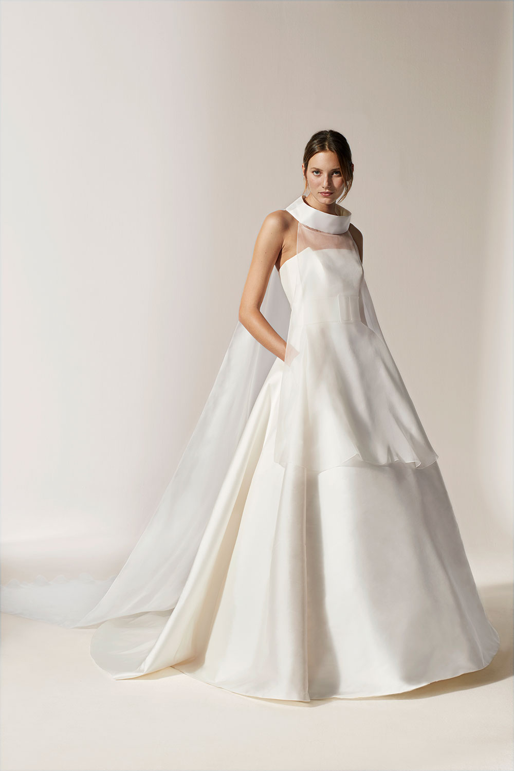 Jesus Peiro 2605 wedding dress and cape